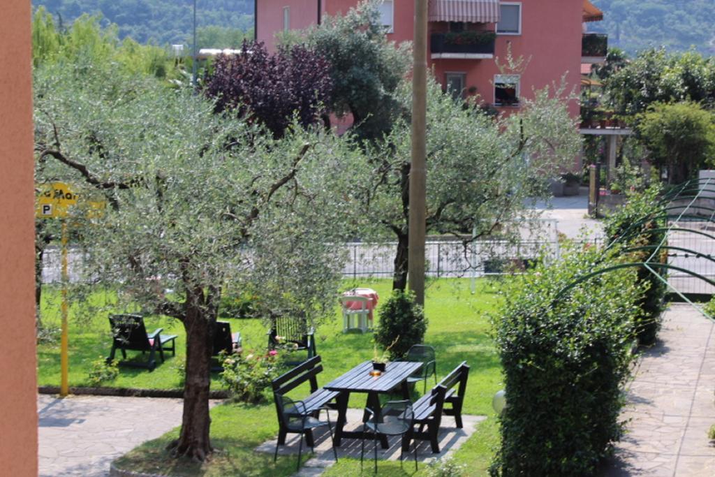 Villa Marina Torbole Sul Garda Exterior foto