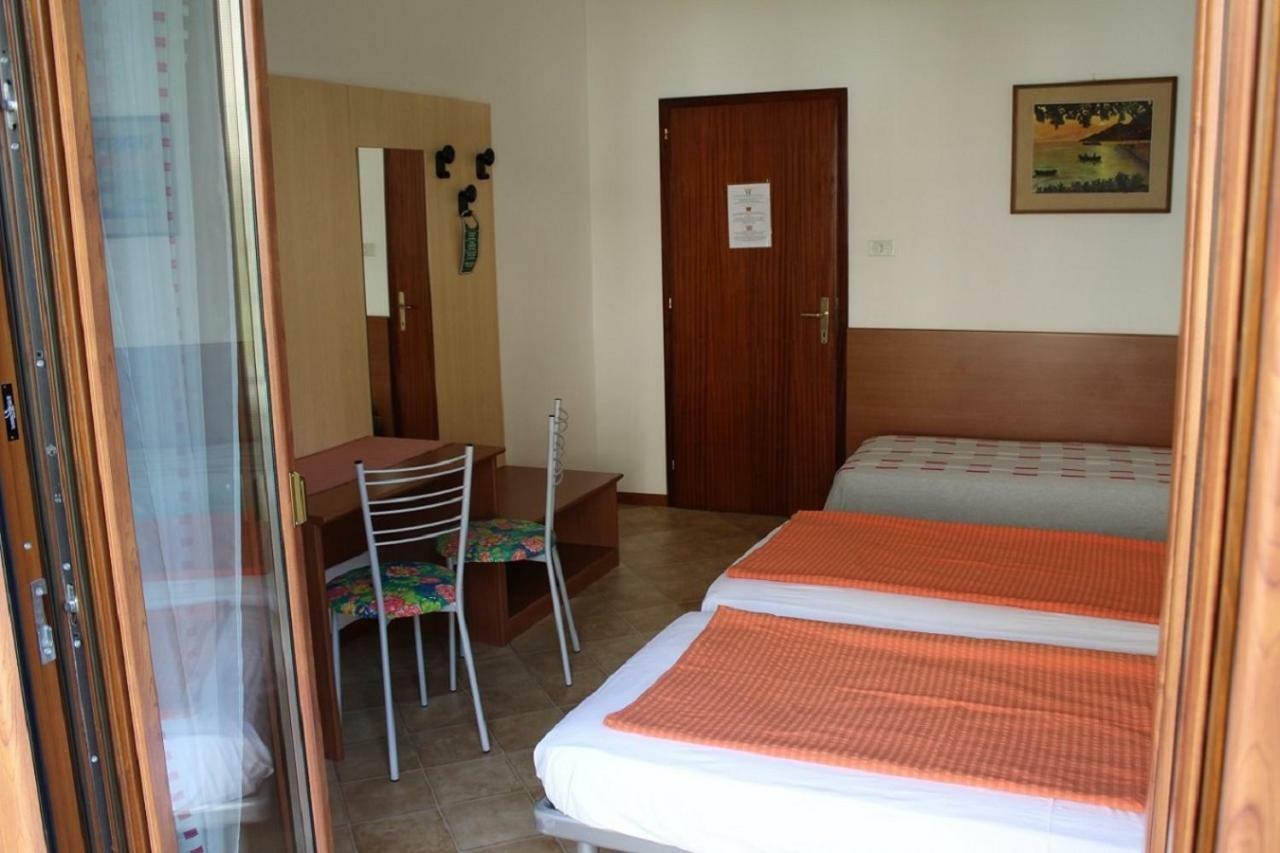 Villa Marina Torbole Sul Garda Exterior foto
